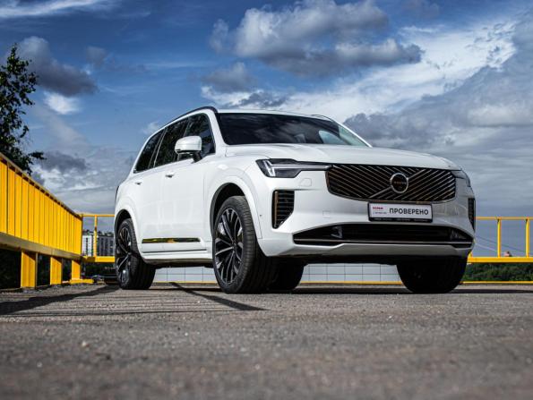 Volvo XC90 II Рестайлинг 2 с пробегом 2025 года, цена 7 600 000 рублей, 11606 км, внедорожник, Автокод Объявления
