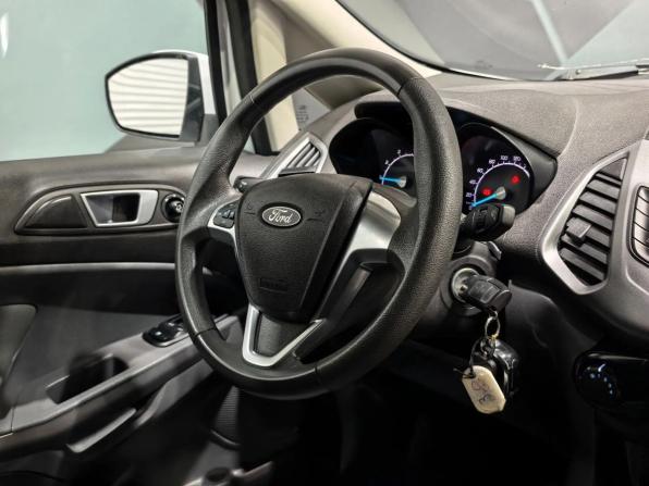 Ford EcoSport II с пробегом 2016 года, цена 970 000 рублей, 109000 км, внедорожник, Автокод Объявления