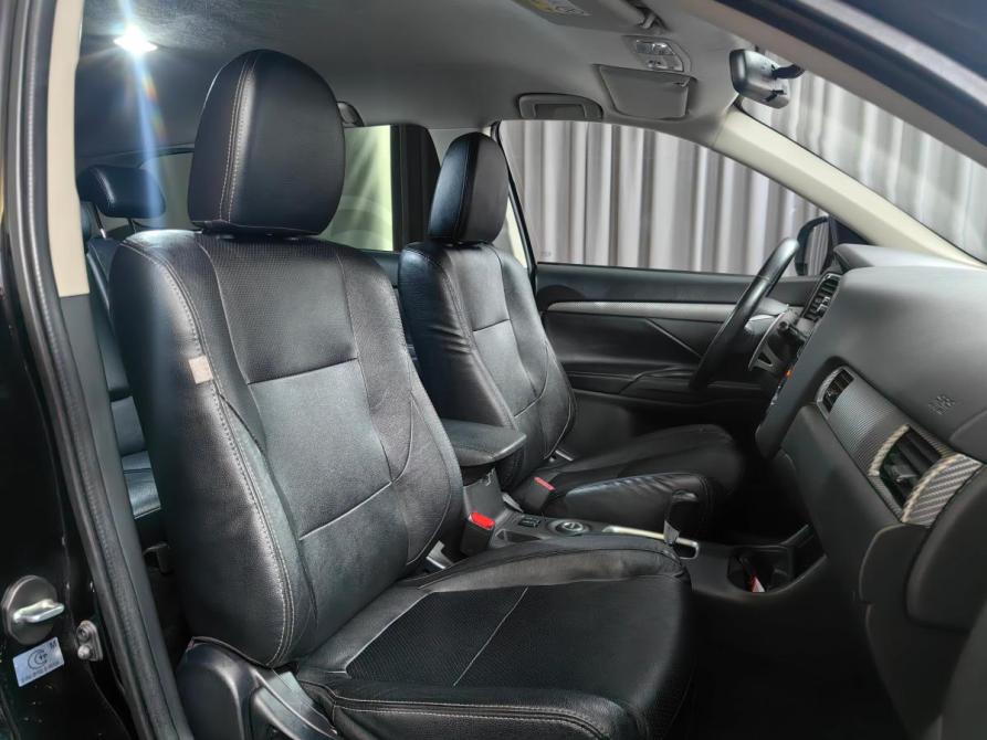 Mitsubishi Outlander III Рестайлинг Москва  - изображение 8