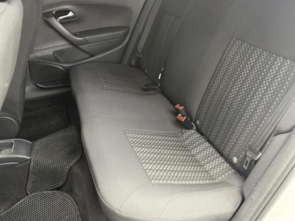 Volkswagen Polo V Рестайлинг с пробегом 2016 года, цена 930 000 рублей, 240188 км, седан, Автокод Объявления