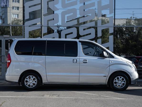 Hyundai Grand Starex I с пробегом 2008 года, цена 1 150 000 рублей, 261234 км, минивэн, Автокод Объявления