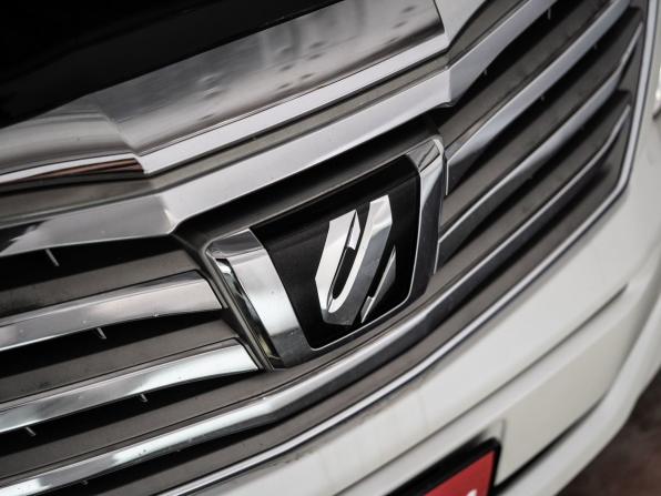 Toyota Alphard II с пробегом 2012 года, цена 2 350 000 рублей, 272955 км, минивэн, Автокод Объявления
