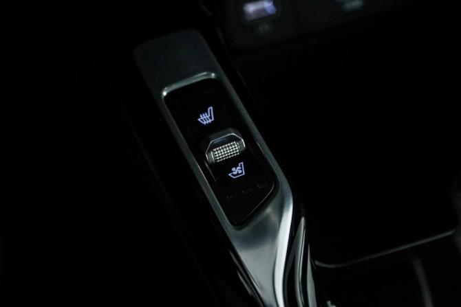 Kia Sorento IV с пробегом 2022 года, цена 3 977 077 рублей, 104177 км, внедорожник, Автокод Объявления
