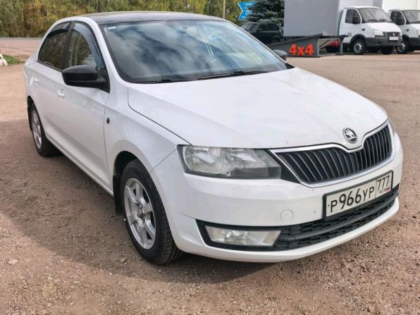 Skoda Rapid I с пробегом 2016 года, цена 950 000 рублей, 177555 км, лифтбек, Автокод Объявления