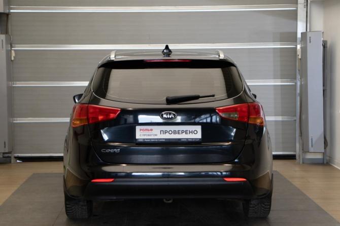 Kia Ceed II Рестайлинг с пробегом 2018 года, цена 1 400 000 рублей, 89529 км, универсал, Автокод Объявления