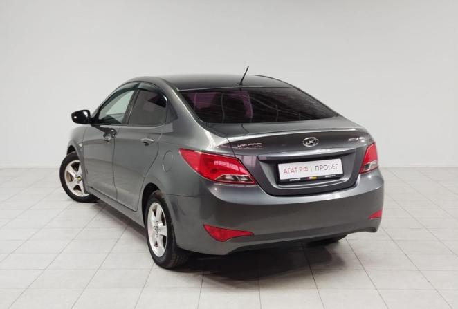 Hyundai Solaris I Рестайлинг с пробегом 2015 года, цена 811 000 рублей, 235785 км, седан, Автокод Объявления