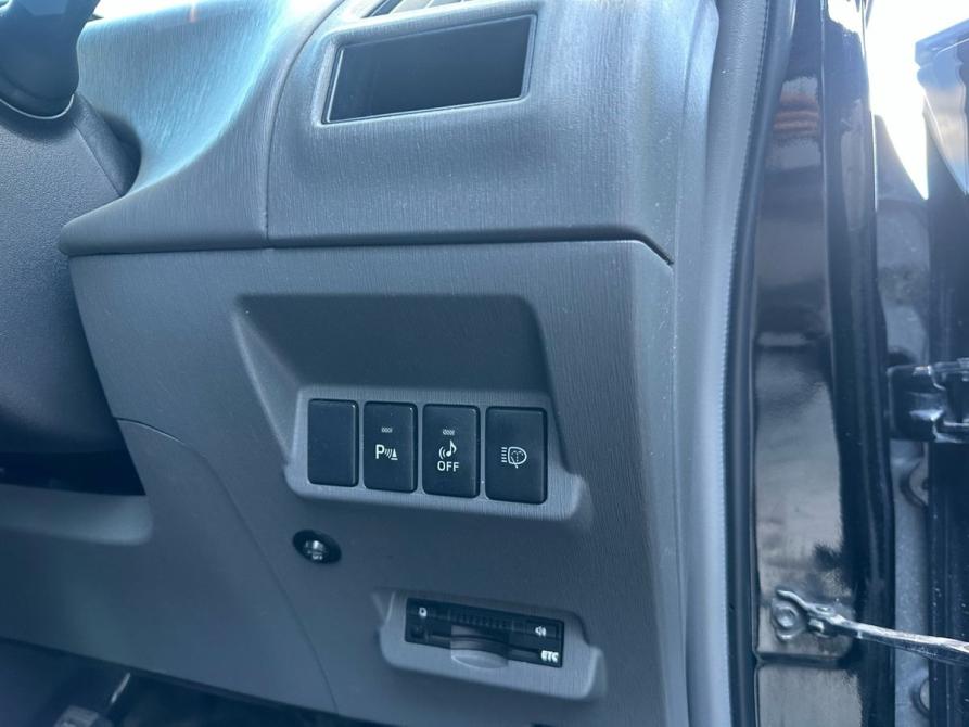 Toyota Prius Alpha I (ZVW40/41) Новосибирск  - изображение 22