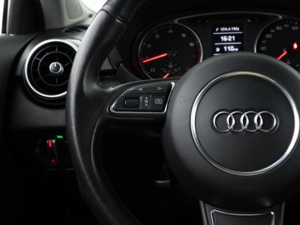 Audi A1 I (8X) с пробегом 2011 года, цена 1 049 050 рублей, 149560 км, хэтчбек, Автокод Объявления