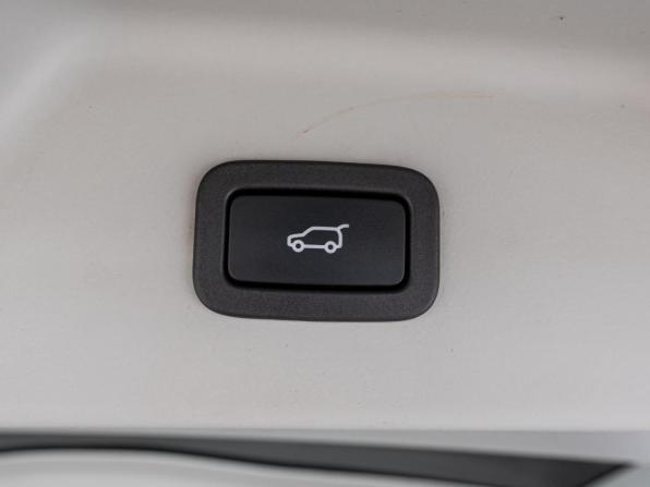 Land Rover Range Rover IV Рестайлинг с пробегом 2018 года, цена 6 439 000 рублей, 82803 км, внедорожник, Автокод Объявления