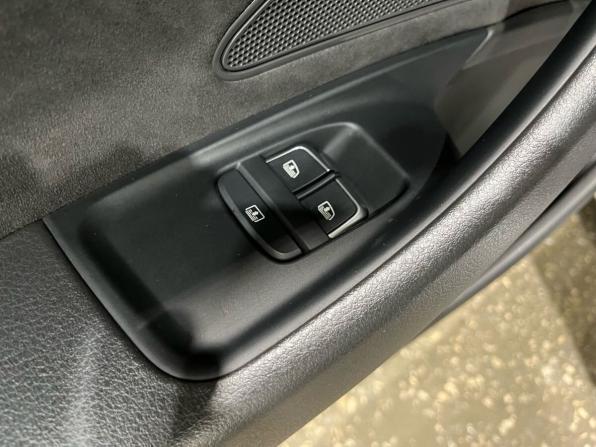 Audi A8 III (D4) с пробегом 2012 года, цена 1 650 000 рублей, 256502 км, седан, Автокод Объявления