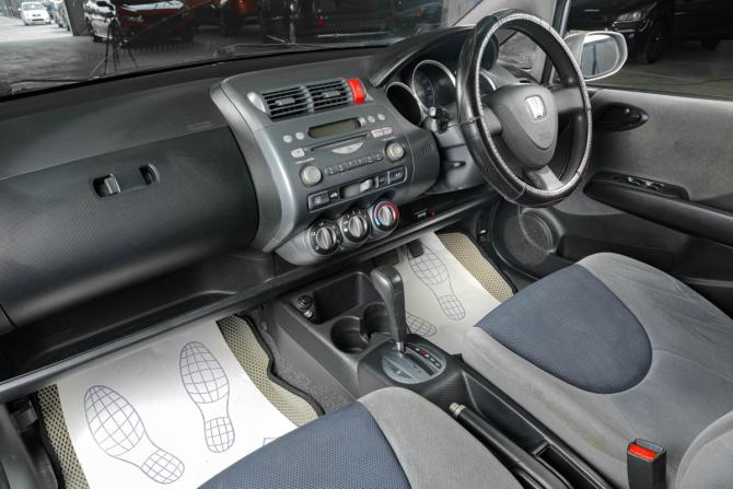 Honda Fit I с пробегом 2003 года, цена 429 000 рублей, 340000 км, хэтчбек, Автокод Объявления