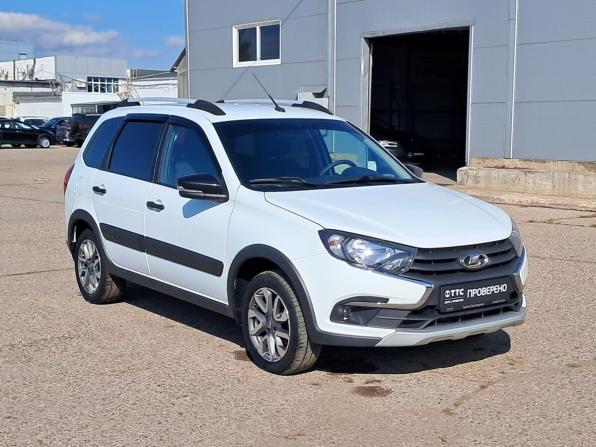 Lada (ВАЗ) Granta I Рестайлинг с пробегом 2023 года, цена 920 000 рублей, 40023 км, универсал, Автокод Объявления