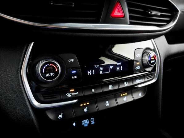 Hyundai Santa Fe IV с пробегом 2019 года, цена 3 140 000 рублей, 119000 км, внедорожник, Автокод Объявления