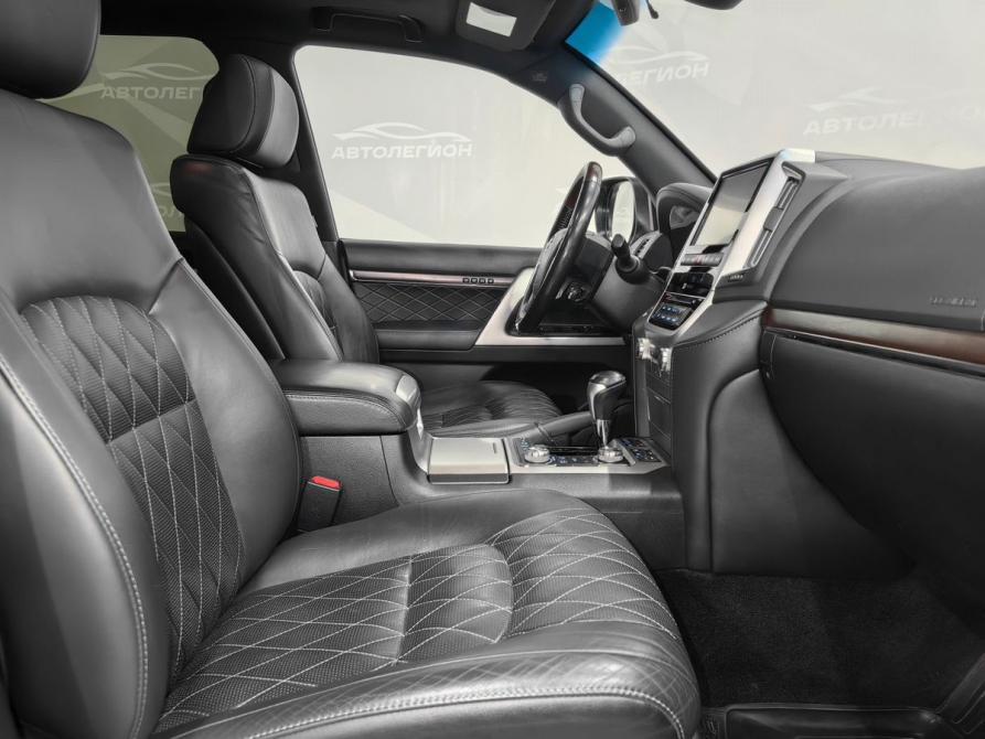 Toyota Land Cruiser 200 Series Рестайлинг 2 Новосибирск  - изображение 16