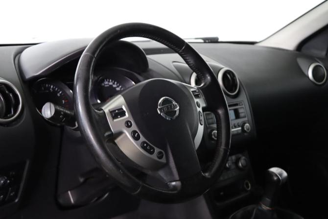 Nissan Qashqai I Рестайлинг с пробегом 2011 года, цена 789 990 рублей, 285789 км, внедорожник, Автокод Объявления