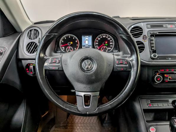 Volkswagen Tiguan I Рестайлинг с пробегом 2013 года, цена 1 640 000 рублей, 92227 км, внедорожник, Автокод Объявления
