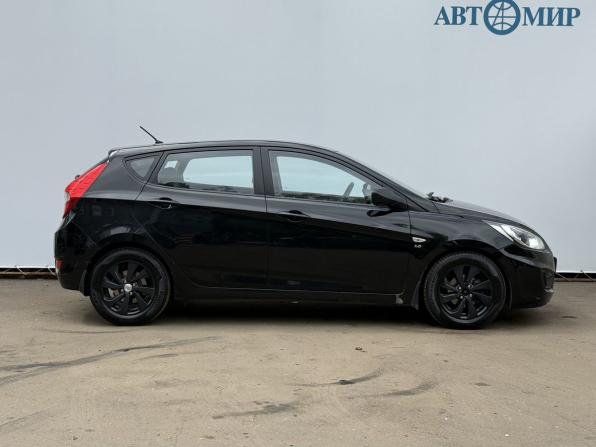 Hyundai Solaris I с пробегом 2013 года, цена 880 000 рублей, 132815 км, хэтчбек, Автокод Объявления