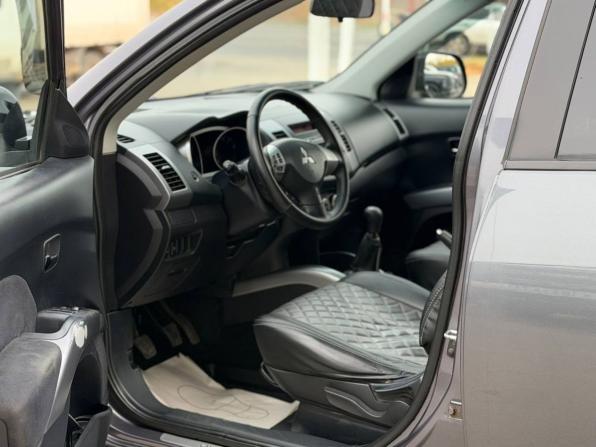 Mitsubishi Outlander II с пробегом 2008 года, цена 922 000 рублей, 308170 км, внедорожник, Автокод Объявления