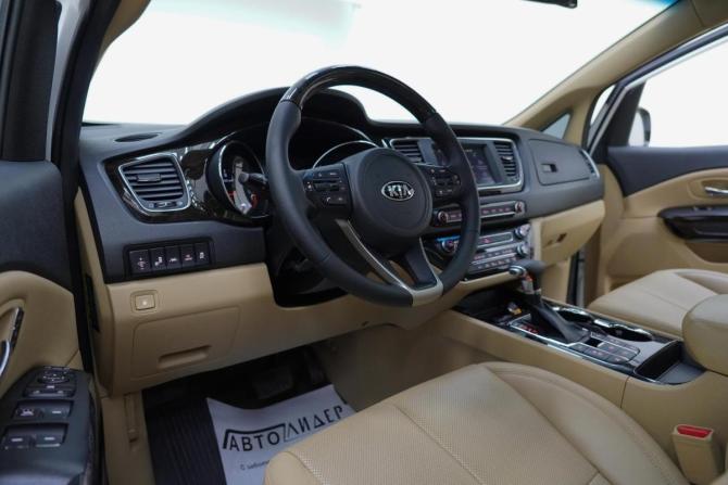 Kia Carnival III с пробегом 2018 года, цена 1 595 000 рублей, 88686 км, минивэн, Автокод Объявления