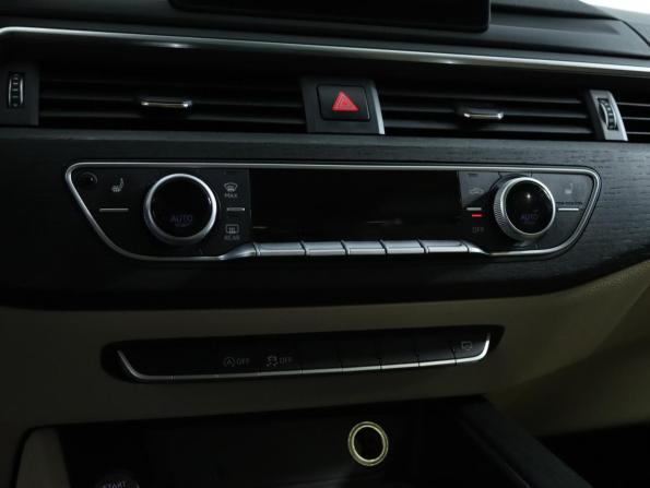 Audi A4 V (B9) с пробегом 2016 года, цена 1 850 000 рублей, 189242 км, седан, Автокод Объявления