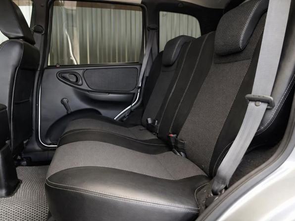 Chevrolet Niva I Рестайлинг с пробегом 2015 года, цена 647 000 рублей, 94283 км, внедорожник, Автокод Объявления