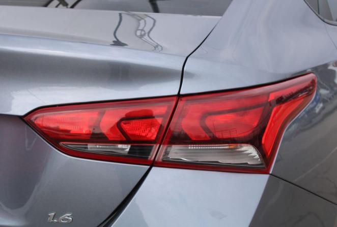 Hyundai Solaris I Рестайлинг с пробегом 2017 года, цена 1 360 000 рублей, 122286 км, седан, Автокод Объявления
