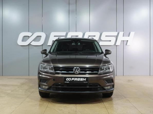 Volkswagen Tiguan II с пробегом 2019 года, цена 1 819 000 рублей, 220022 км, внедорожник, Автокод Объявления