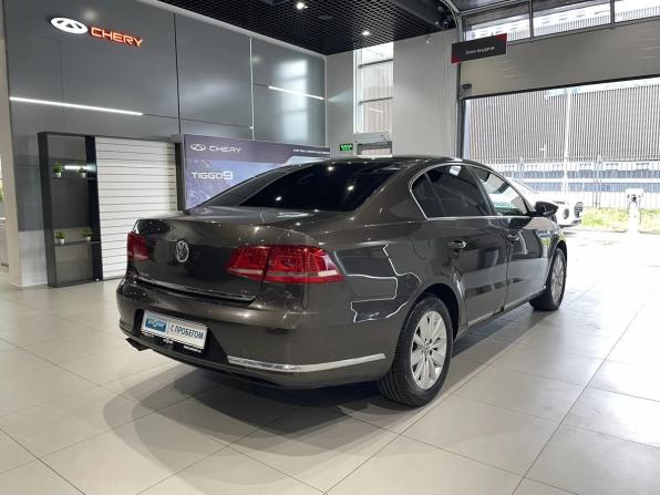 Volkswagen Passat B7 с пробегом 2012 года, цена 950 000 рублей, 235240 км, седан, Автокод Объявления