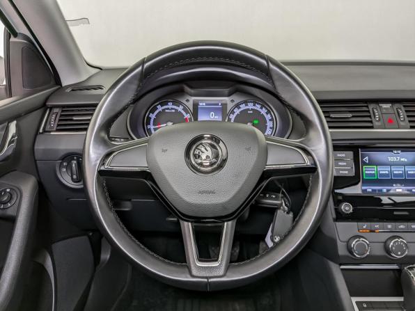 Skoda Octavia III (A7) Рестайлинг с пробегом 2020 года, цена 2 500 000 рублей, 48217 км, лифтбек, Автокод Объявления