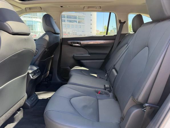 Toyota Highlander IV (XU70) с пробегом 2026 года, цена 5 550 000 рублей, 35 км, внедорожник, Автокод Объявления