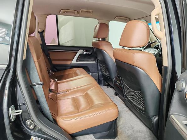 Toyota Land Cruiser 200 Series Рестайлинг 1 с пробегом 2015 года, цена 4 049 000 рублей, 204526 км, внедорожник, Автокод Объявления