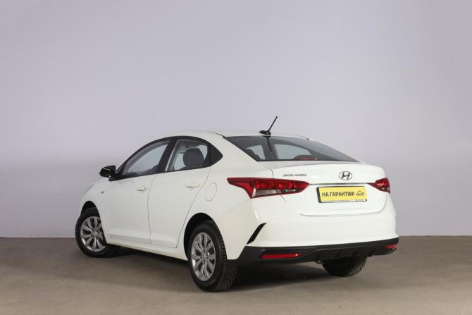 Hyundai Solaris II Рестайлинг с пробегом 2021 года, цена 1 699 000 рублей, 34500 км, седан, Автокод Объявления