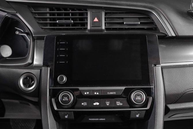 Honda Civic X с пробегом 2019 года, цена 1 919 000 рублей, 134800 км, седан, Автокод Объявления