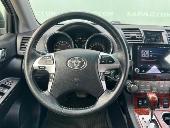 Toyota Highlander II (XU40) Рестайлинг с пробегом 2012 года, цена 2 233 000 рублей, 213211 км, внедорожник, Автокод Объявления