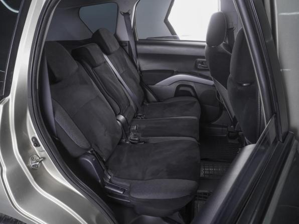 Mitsubishi Outlander II с пробегом 2008 года, цена 830 000 рублей, 276387 км, внедорожник, Автокод Объявления