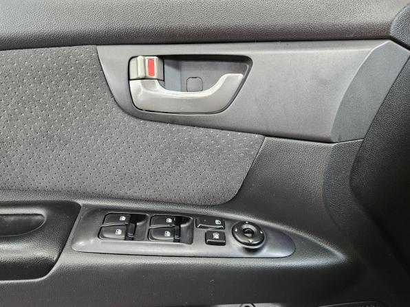 Kia Magentis II с пробегом 2008 года, цена 585 000 рублей, 253959 км, седан, Автокод Объявления