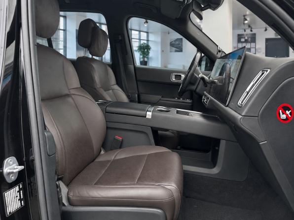 Li Auto (Lixiang) L9 I Рестайлинг с пробегом 2024 года, цена 5 799 000 рублей, 92501 км, внедорожник, Автокод Объявления