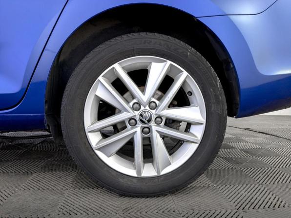 Skoda Rapid I Рестайлинг с пробегом 2019 года, цена 1 425 000 рублей, 90476 км, лифтбек, Автокод Объявления