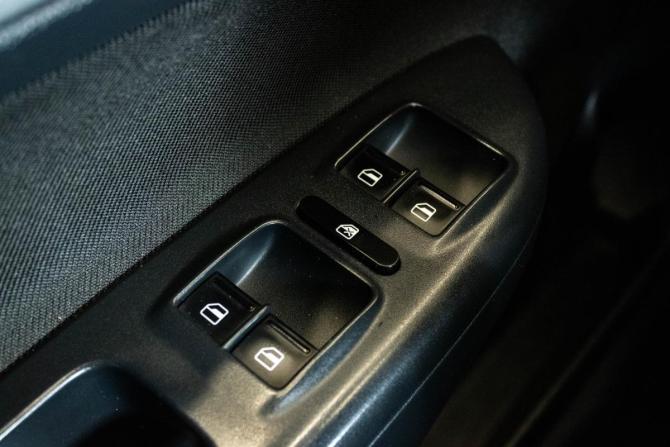 Skoda Octavia II (A5) Рестайлинг с пробегом 2012 года, цена 950 000 рублей, 247035 км, лифтбек, Автокод Объявления