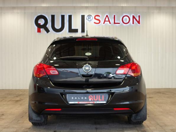 Opel Astra J с пробегом 2012 года, цена 695 000 рублей, 183835 км, хэтчбек, Автокод Объявления
