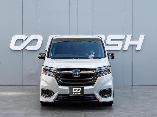 Honda Stepwgn V Рестайлинг с пробегом 2020 года, цена 2 990 000 рублей, 54142 км, минивэн, Автокод Объявления