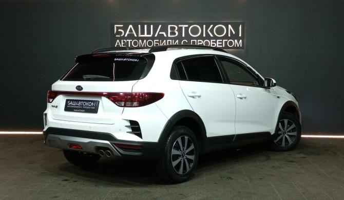 Kia Rio IV Рестайлинг с пробегом 2021 года, цена 1 775 000 рублей, 53520 км, хэтчбек, Автокод Объявления