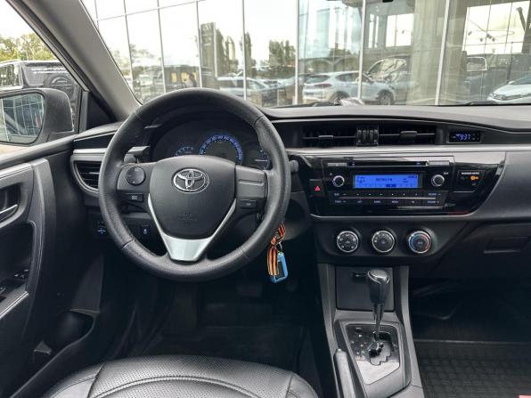 Toyota Corolla XI (E160 E170 E180) с пробегом 2013 года, цена 1 045 000 рублей, 187420 км, седан, Автокод Объявления