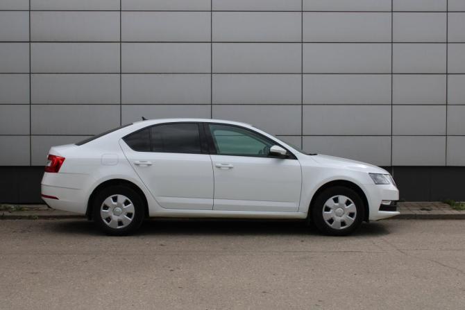 Skoda Octavia III (A7) Рестайлинг с пробегом 2019 года, цена 1 855 000 рублей, 85845 км, лифтбек, Автокод Объявления