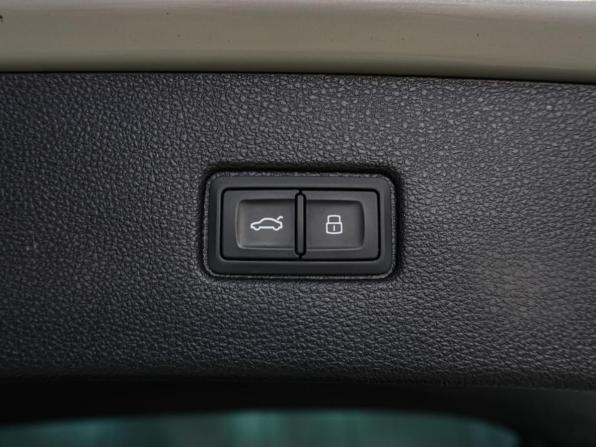 Audi Q7 II (4M) Рестайлинг с пробегом 2021 года, цена 6 499 000 рублей, 64434 км, внедорожник, Автокод Объявления