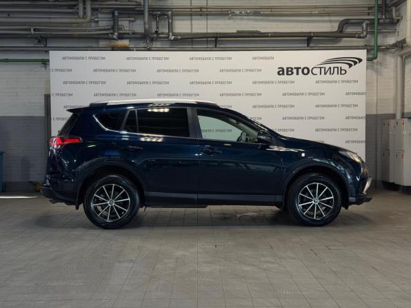 Toyota RAV4 IV (XA40) Рестайлинг с пробегом 2019 года, цена 1 799 000 рублей, 230000 км, внедорожник, Автокод Объявления