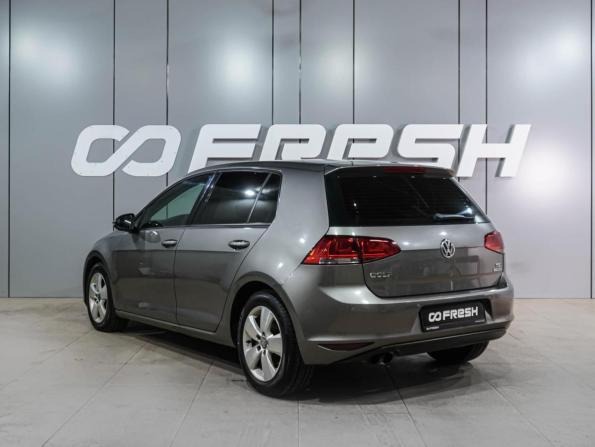 Volkswagen Golf VII с пробегом 2013 года, цена 769 000 рублей, 411771 км, хэтчбек, Автокод Объявления