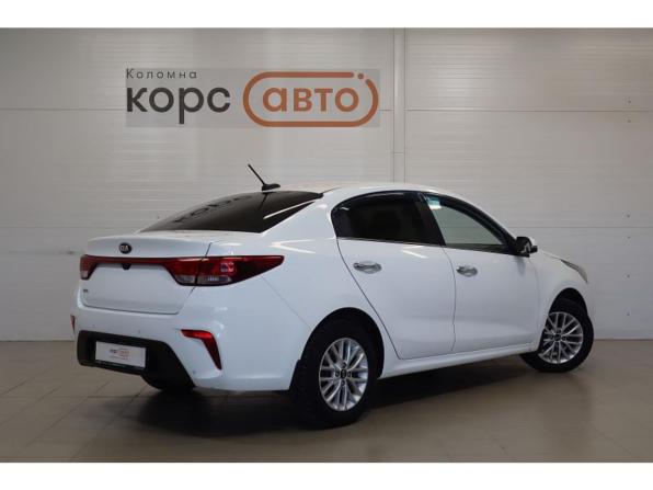 Kia Rio IV с пробегом 2017 года, цена 1 335 000 рублей, 83560 км, седан, Автокод Объявления