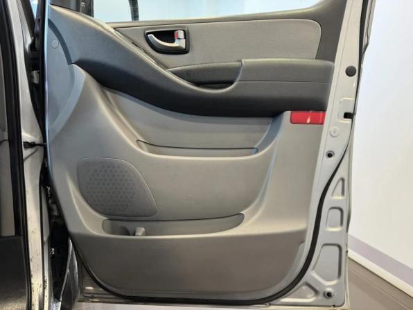 Hyundai Grand Starex I с пробегом 2013 года, цена 1 720 000 рублей, 213026 км, минивэн, Автокод Объявления
