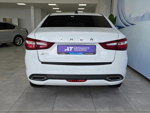 Lada (ВАЗ) Vesta I Рестайлинг (NG) с пробегом 2023 года, цена 1 320 000 рублей, 28000 км, седан, Автокод Объявления